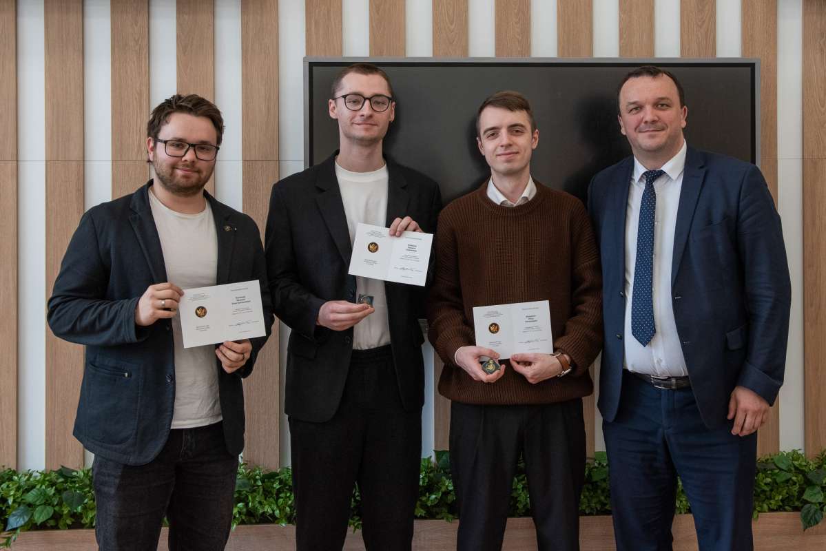 На заседании Ученого совета Института энергетики состоялось торжественное награждение студентов и сотрудников